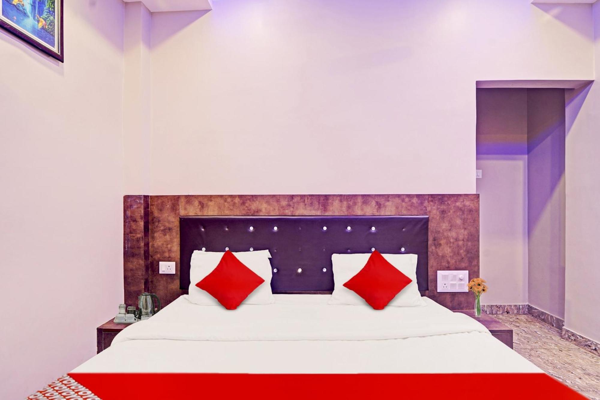 Hotel O Saharsh Hotel باتنا المظهر الخارجي الصورة
